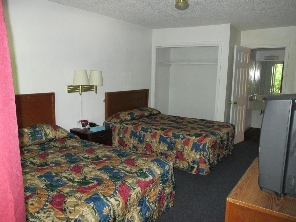 Budgetel Inn And Suites Atlanta Bilik gambar